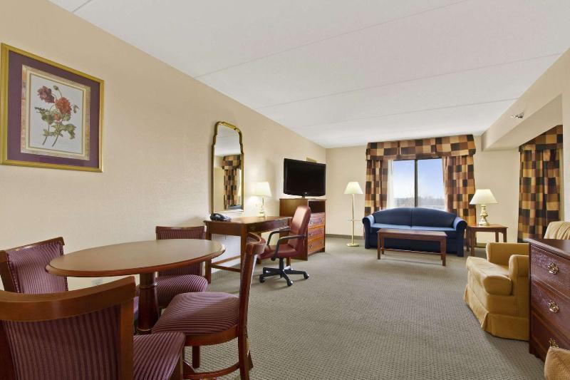 Holiday Inn Cleveland, An Ihg Hotel Εξωτερικό φωτογραφία